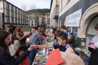 Azoka_Solidarioa