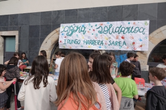 Azoka_Solidarioa